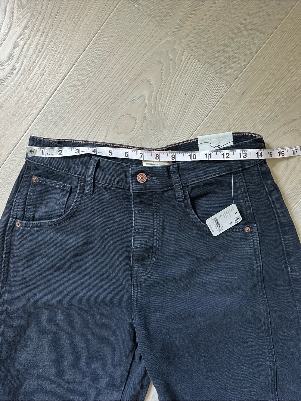 NWT We The Free Good Luck Mid-Rise Barrel Jeans - Picture 9 of 16